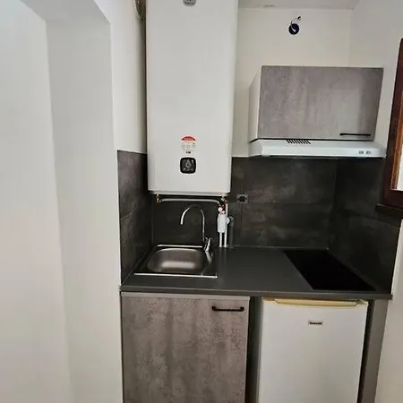 Clim Wifi Parking Draps - 1 Etoile - Self Check-in Possible