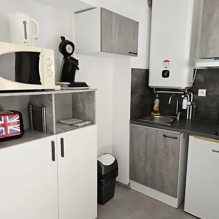 Clim Wifi Parking Draps - 1 Etoile - Self Check-in Possible